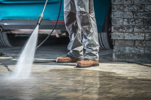 Best Pool Deck Cleaning  in Weaverville, CA